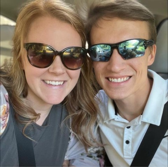 Meet your Posher, Rachel - Picture 1 of 1